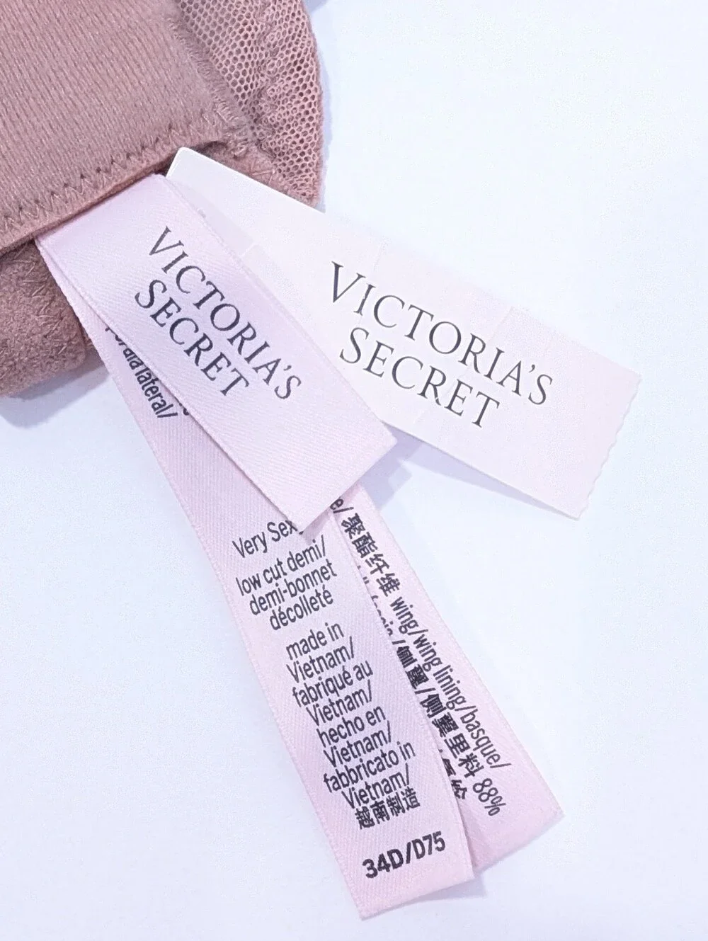 Victoria's Secret Very Sexy Sheer Bra 34D Women Stardust New VS Underwire